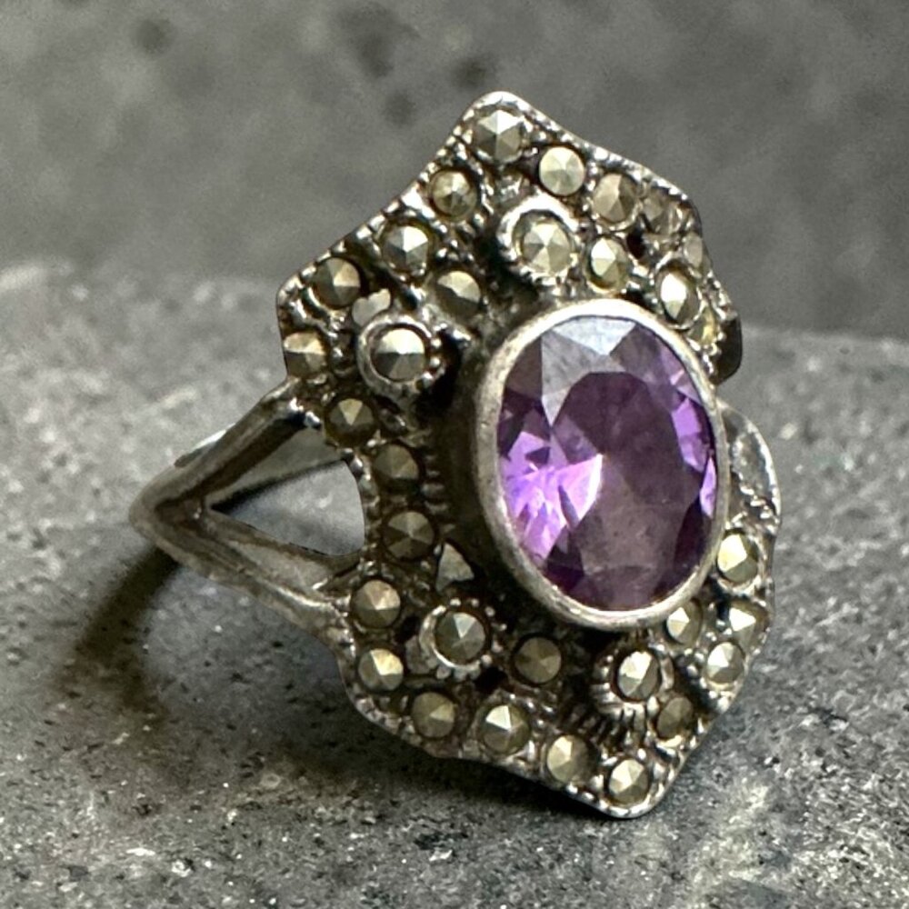 Vintage Sterling Silver Marcasite Ring With Stone Size 5 5.5 Grams Ornate Design
